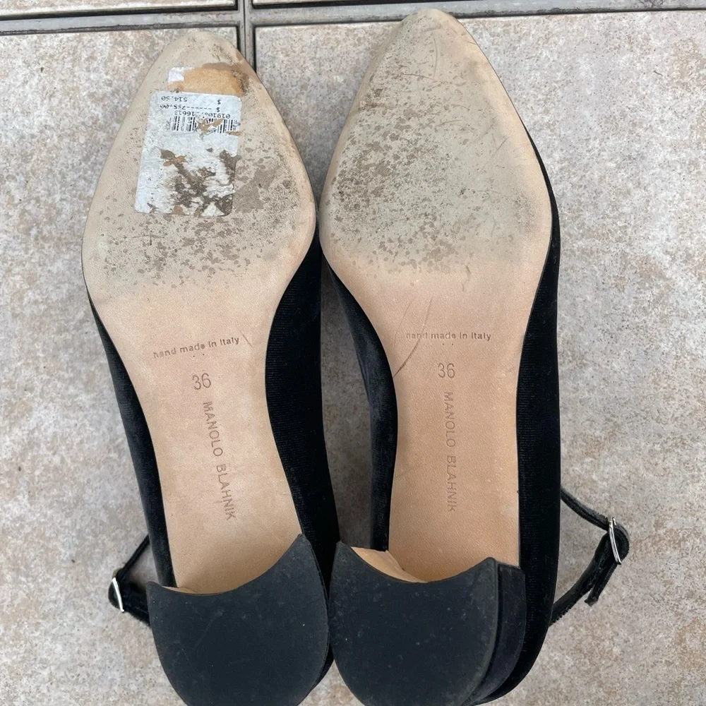 Manolo Blahnik Listony Strap 50 - Picture 12 of 16